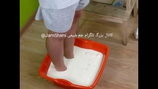آزمایش جالب شیمی: سیال غیر نیوتنی آب و نشاسته