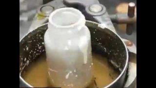 واکنش سیلیس با سدیم هیدروکسید مذاب